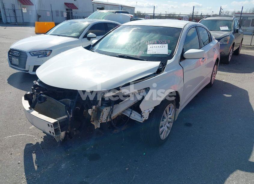 Photo 2 of 2015 Nissan Altima 2.5 S (VIN 1N4AL3AP0FC290021)