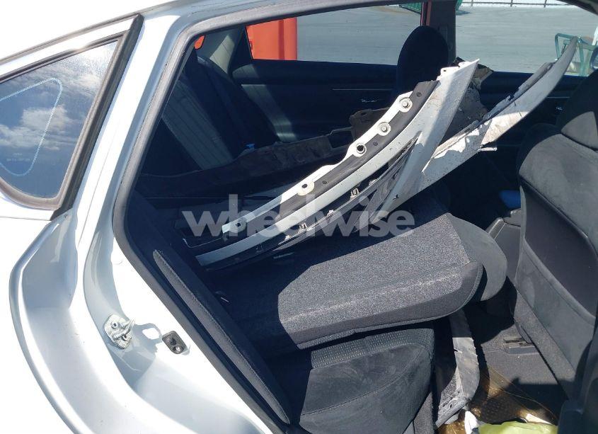 Photo 8 of 2015 Nissan Altima 2.5 S (VIN 1N4AL3AP0FC290021)