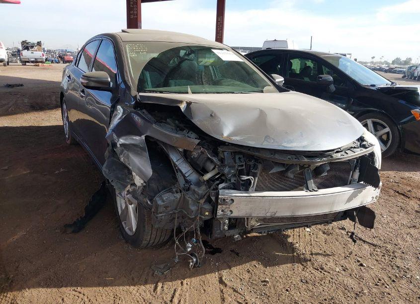 2015 Nissan Altima 2.5 SV (VIN 1N4AL3AP0FC290827) main photo