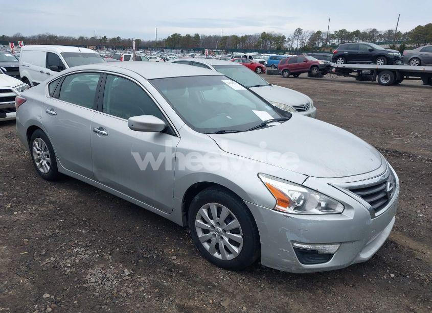 2015 Nissan Altima 2.5/2.5 S/2.5 SL/2.5 SV (VIN 1N4AL3AP0FC297583) main photo