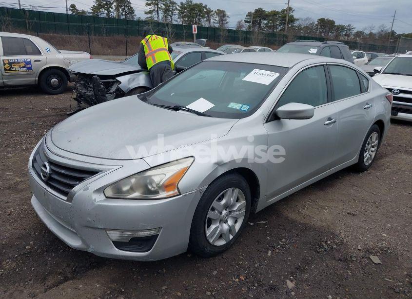 Photo 2 of 2015 Nissan Altima 2.5/2.5 S/2.5 SL/2.5 SV (VIN 1N4AL3AP0FC297583)