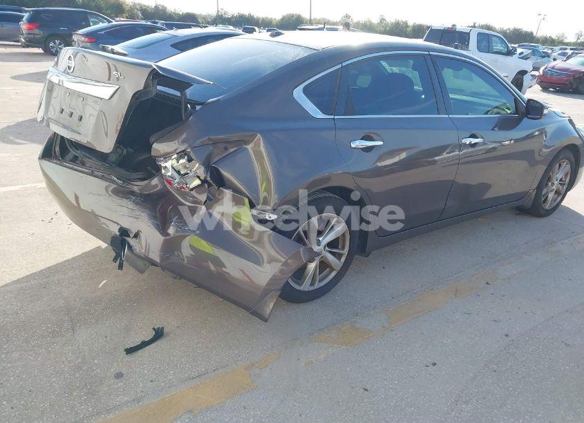 Photo 4 of 2015 Nissan Altima 2.5/2.5 S/2.5 SL/2.5 SV (VIN 1N4AL3AP0FC414885)