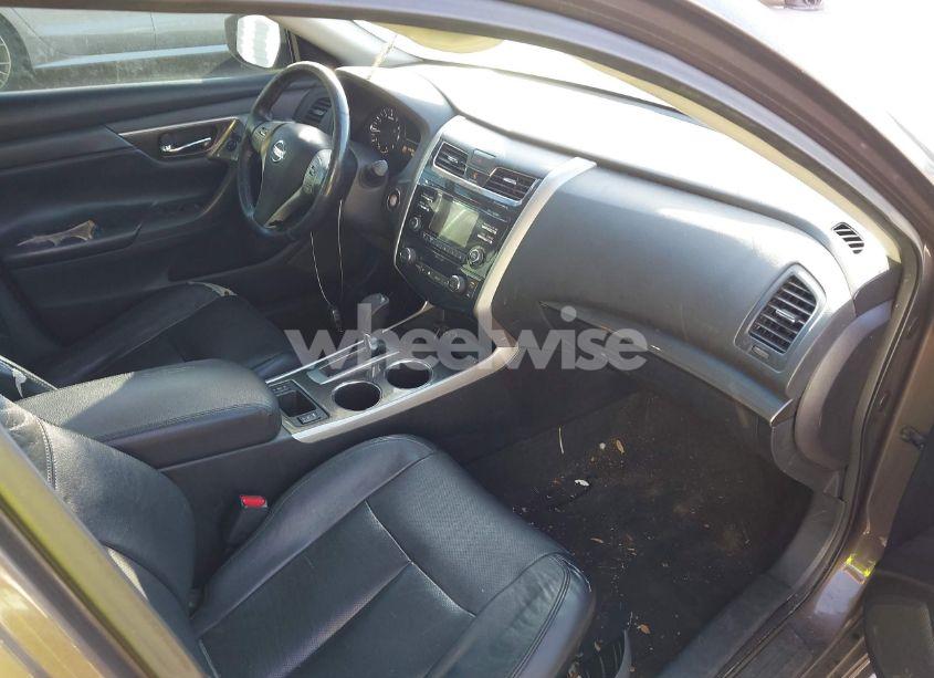 Photo 5 of 2015 Nissan Altima 2.5/2.5 S/2.5 SL/2.5 SV (VIN 1N4AL3AP0FC414885)