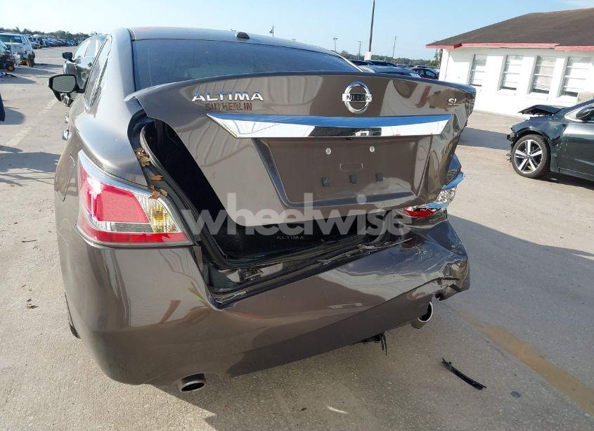 Photo 6 of 2015 Nissan Altima 2.5/2.5 S/2.5 SL/2.5 SV (VIN 1N4AL3AP0FC414885)