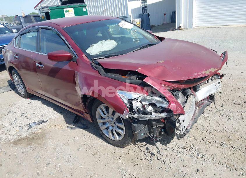 2015 Nissan Altima 2.5/2.5 S/2.5 SL/2.5 SV (VIN 1N4AL3AP0FC422758) main photo