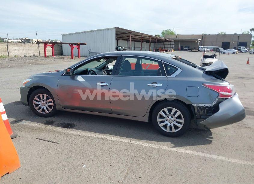 Photo 14 of 2015 Nissan Altima 2.5/2.5 S/2.5 SL/2.5 SV (VIN 1N4AL3AP0FC448017)