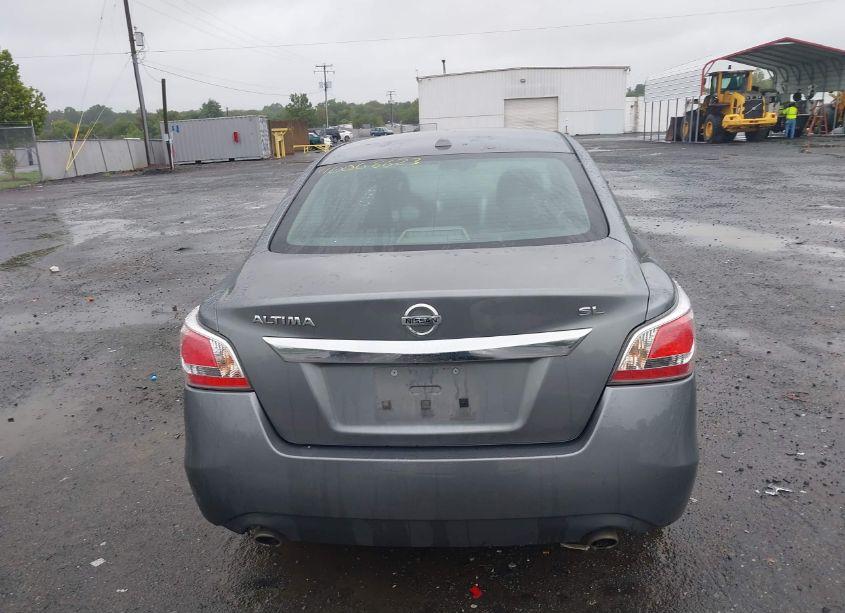 Photo 15 of 2015 Nissan Altima 2.5/S/SV/SL (VIN 1N4AL3AP0FC450432)