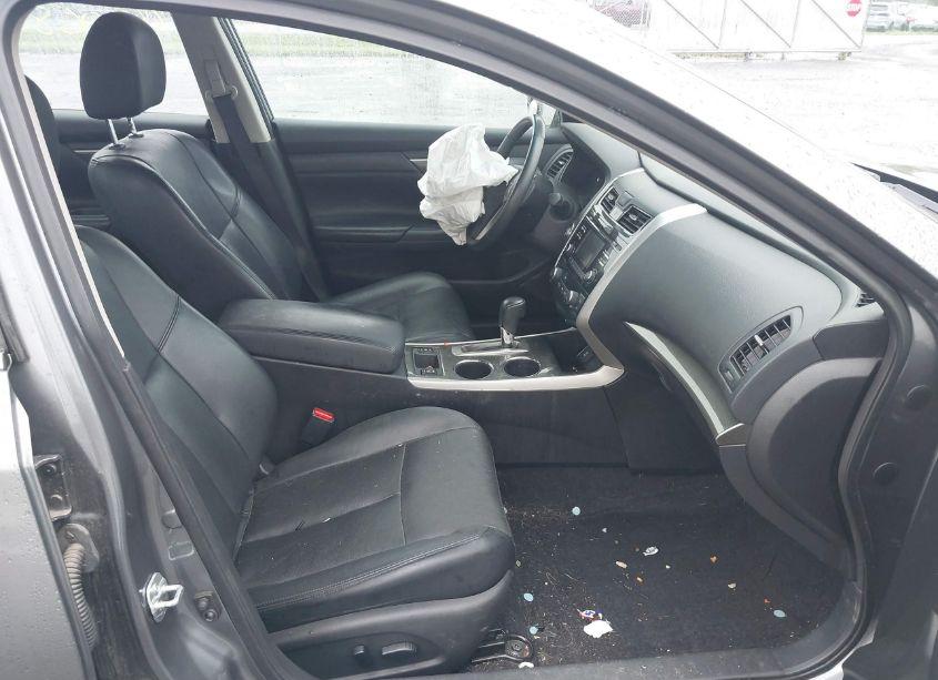 Photo 5 of 2015 Nissan Altima 2.5/S/SV/SL (VIN 1N4AL3AP0FC450432)