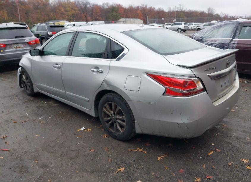 Photo 3 of 2015 Nissan Altima 2.5 S (VIN 1N4AL3AP0FC457848)