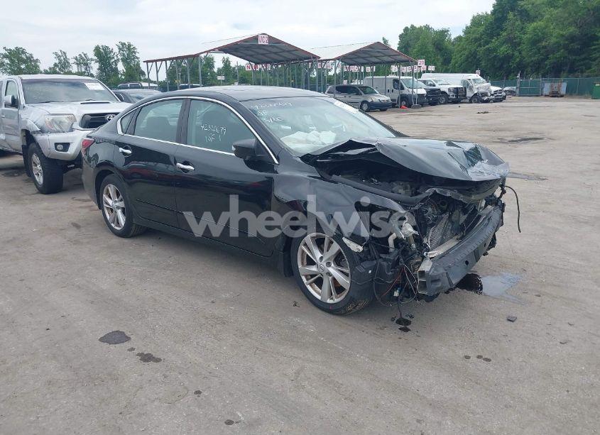 2015 Nissan Altima 2.5 SV (VIN 1N4AL3AP0FC486086) main photo