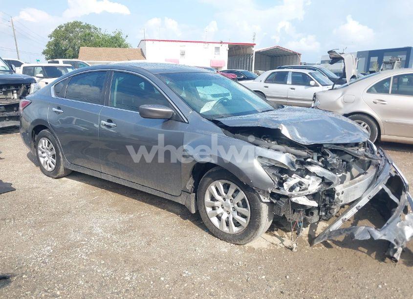 2015 Nissan Altima 2.5 S (VIN 1N4AL3AP0FC487996) main photo