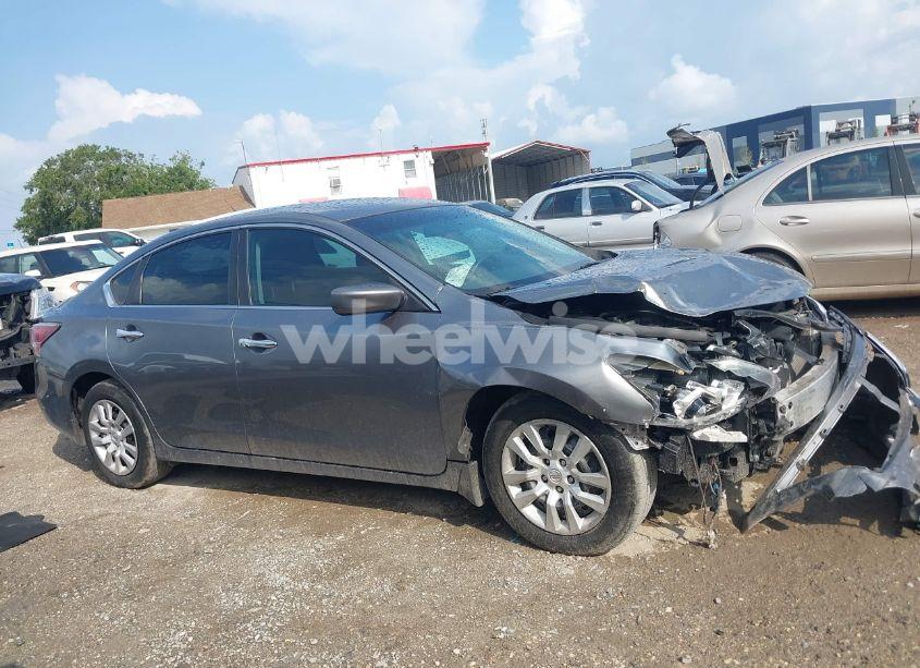 Photo 13 of 2015 Nissan Altima 2.5 S (VIN 1N4AL3AP0FC487996)