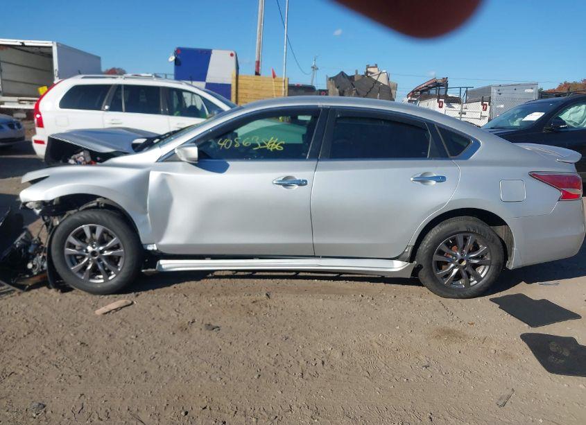 Photo 13 of 2015 Nissan Altima 2.5 S (VIN 1N4AL3AP0FC491028)