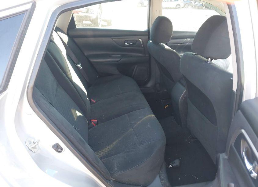 Photo 8 of 2015 Nissan Altima 2.5 S (VIN 1N4AL3AP0FC491028)