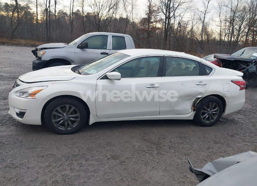 Photo 14 of 2015 Nissan Altima 2.5 S (VIN 1N4AL3AP0FC491224)