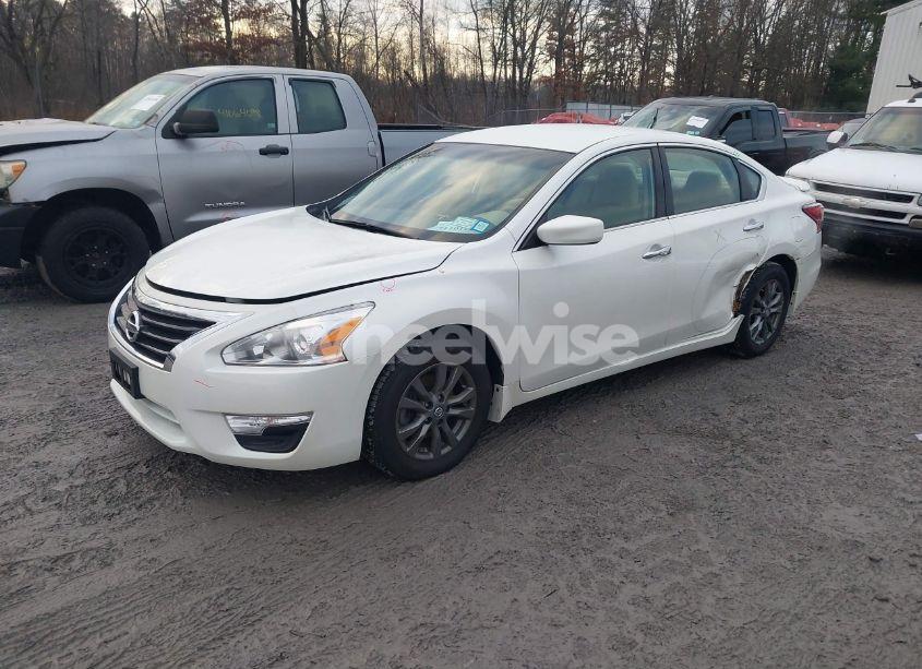 Photo 2 of 2015 Nissan Altima 2.5 S (VIN 1N4AL3AP0FC491224)