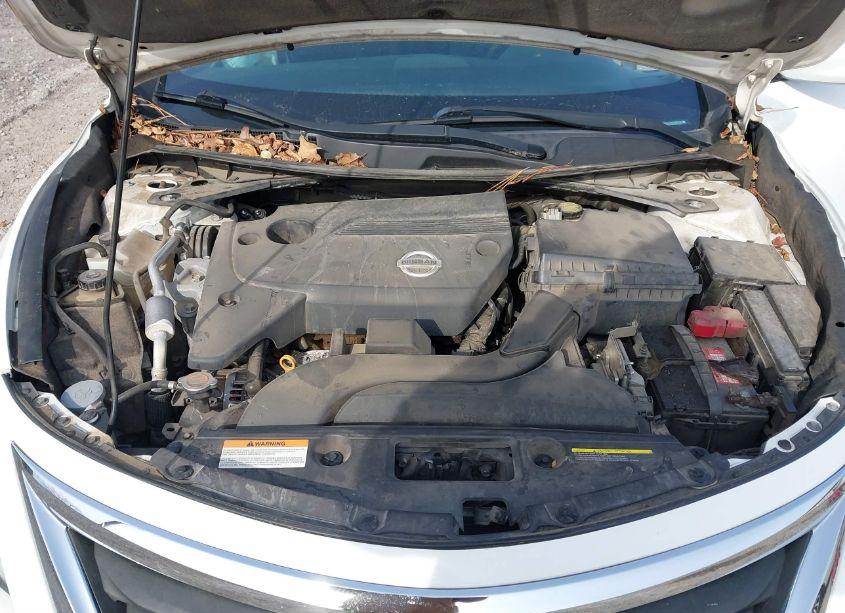 Photo 10 of 2015 Nissan Altima 2.5/2.5 S/2.5 SL/2.5 SV (VIN 1N4AL3AP0FC496357)