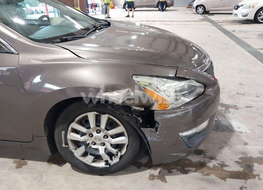 Photo 6 of 2015 Nissan Altima 2.5 S (VIN 1N4AL3AP0FC581165)