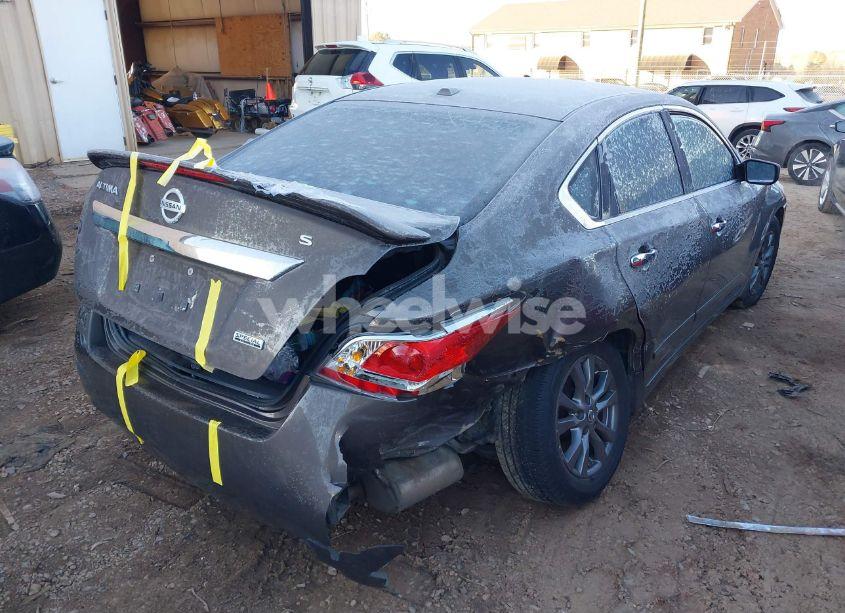 Photo 4 of 2015 Nissan Altima 2.5 S (VIN 1N4AL3AP0FC584616)