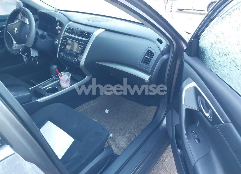 Photo 5 of 2015 Nissan Altima 2.5 S (VIN 1N4AL3AP0FC584616)