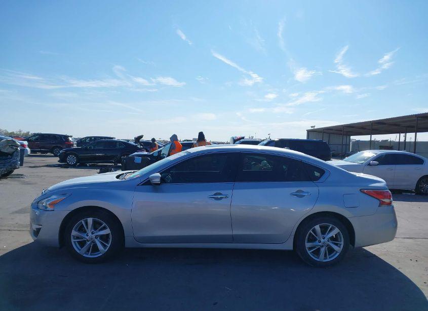 Photo 15 of 2015 Nissan Altima 2.5 SV (VIN 1N4AL3AP0FC593512)