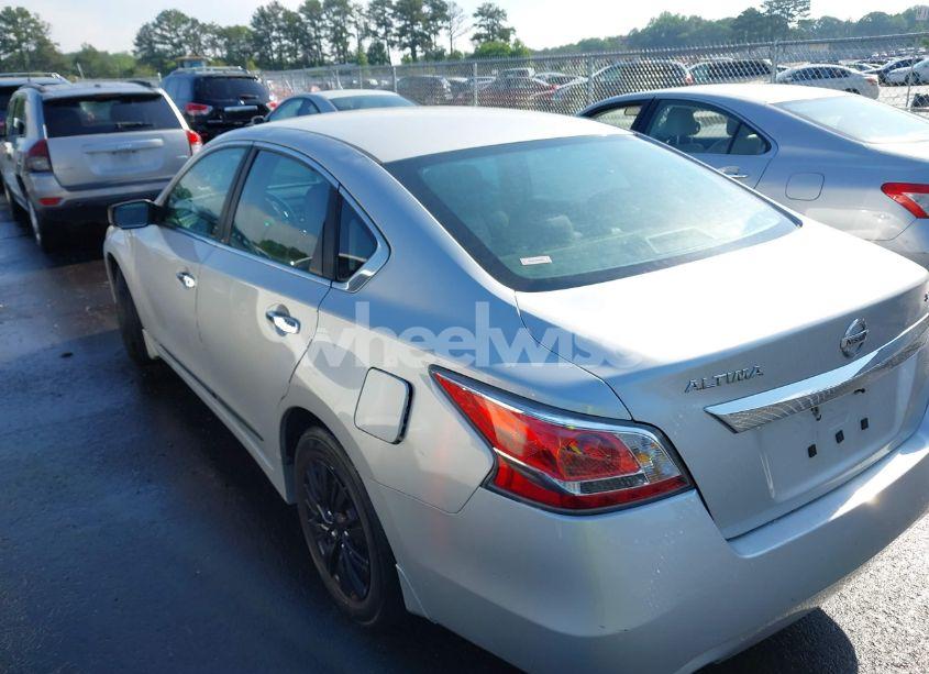 Photo 3 of 2015 Nissan Altima 2.5 S (VIN 1N4AL3AP0FC598273)