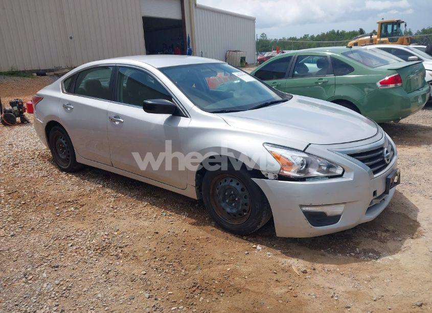2015 Nissan Altima 2.5 S (VIN 1N4AL3AP0FN305122) main photo