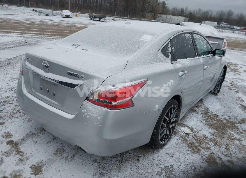 Photo 4 of 2015 Nissan Altima 2.5/2.5 S/2.5 SL/2.5 SV (VIN 1N4AL3AP0FN324592)