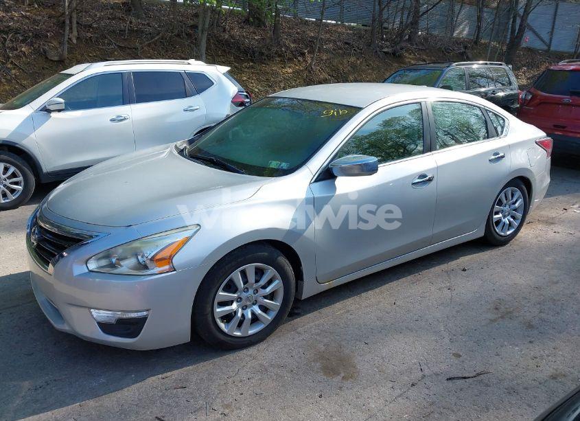 Photo 2 of 2015 Nissan Altima 2.5/2.5 S/2.5 SL/2.5 SV (VIN 1N4AL3AP0FN326939)