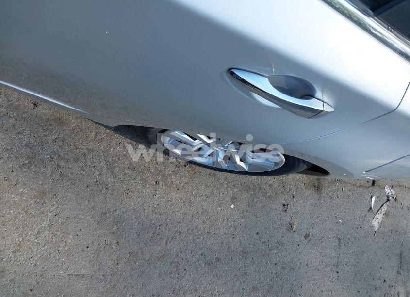 Photo 6 of 2015 Nissan Altima 2.5/2.5 S/2.5 SL/2.5 SV (VIN 1N4AL3AP0FN326939)