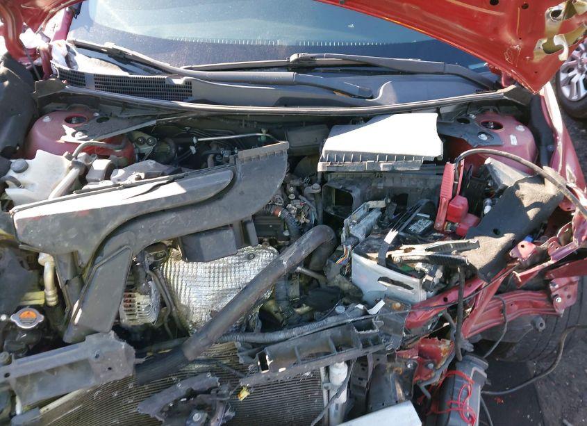 Photo 10 of 2015 Nissan Altima 2.5/2.5 S/2.5 SL/2.5 SV (VIN 1N4AL3AP0FN333213)