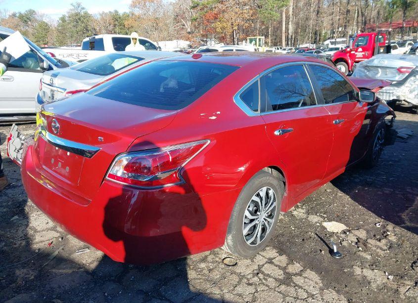 Photo 4 of 2015 Nissan Altima 2.5/2.5 S/2.5 SL/2.5 SV (VIN 1N4AL3AP0FN333213)