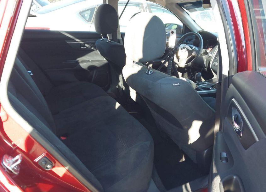 Photo 8 of 2015 Nissan Altima 2.5/2.5 S/2.5 SL/2.5 SV (VIN 1N4AL3AP0FN333213)