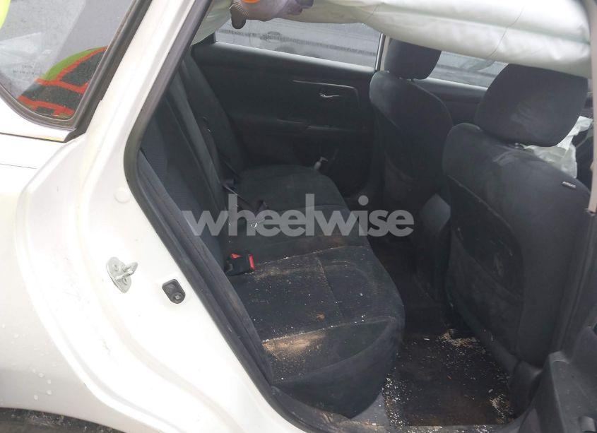 Photo 8 of 2015 Nissan Altima 2.5/2.5 S/2.5 SL/2.5 SV (VIN 1N4AL3AP0FN333647)