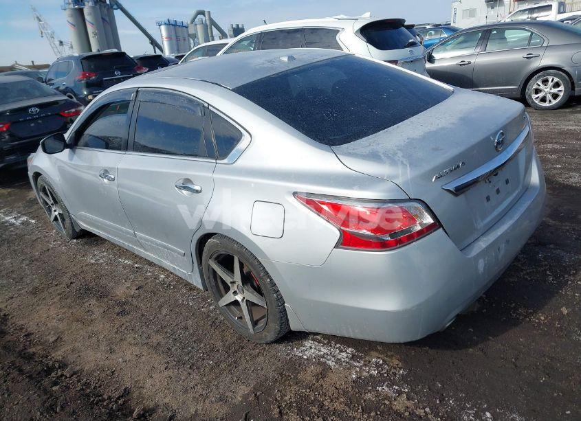 Photo 3 of 2015 Nissan Altima 2.5 SL (VIN 1N4AL3AP0FN348620)