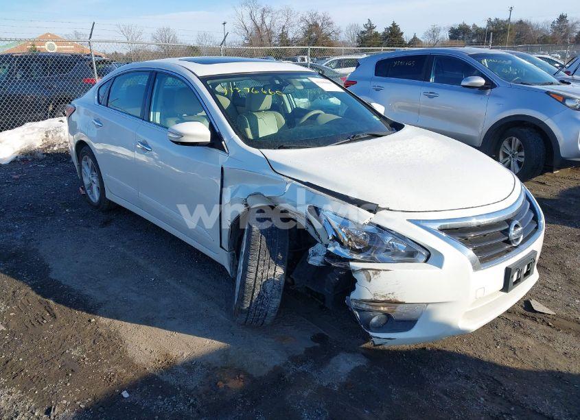 2015 Nissan Altima 2.5 SL (VIN 1N4AL3AP0FN350822) main photo
