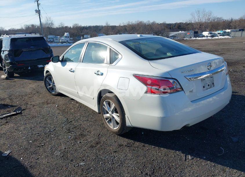 Photo 3 of 2015 Nissan Altima 2.5 SL (VIN 1N4AL3AP0FN350822)