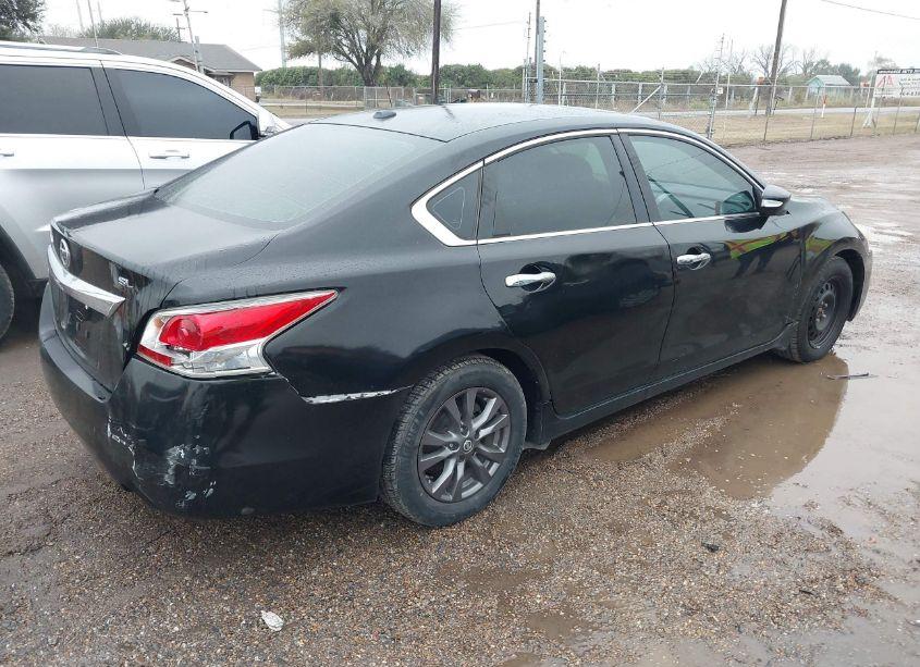 Photo 4 of 2015 Nissan Altima 2.5 SL (VIN 1N4AL3AP0FN359830)