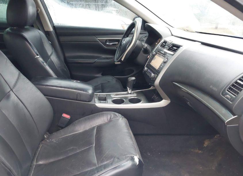 Photo 5 of 2015 Nissan Altima 2.5 SL (VIN 1N4AL3AP0FN359830)