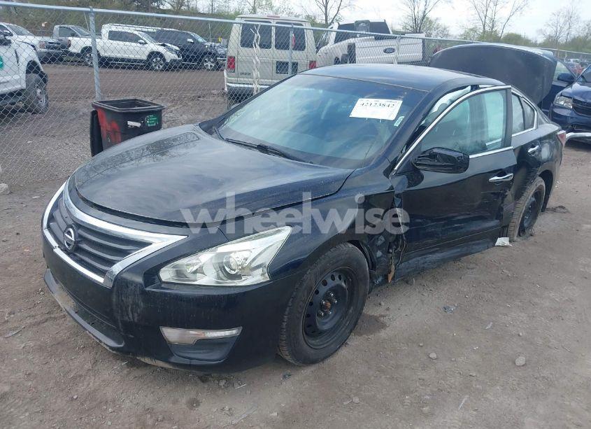 Photo 6 of 2015 Nissan Altima (VIN 1N4AL3AP0FN370861)