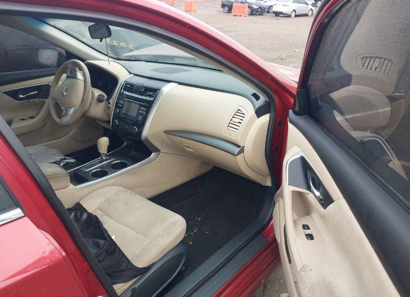 Photo 5 of 2015 Nissan Altima 2.5/2.5 S/2.5 SL/2.5 SV (VIN 1N4AL3AP0FN382895)