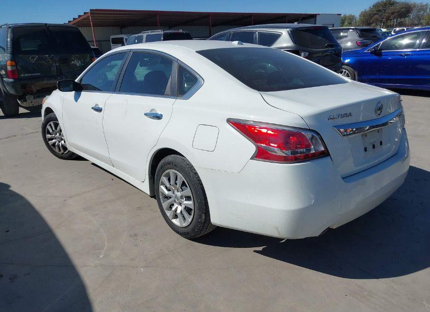 Photo 3 of 2015 Nissan Altima 2.5/2.5 S/2.5 SL/2.5 SV (VIN 1N4AL3AP0FN396361)