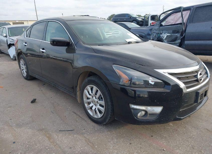 2015 Nissan Altima 2.5 S (VIN 1N4AL3AP0FN399342) main photo