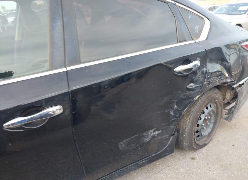 Photo 6 of 2015 Nissan Altima 2.5 S (VIN 1N4AL3AP0FN399342)