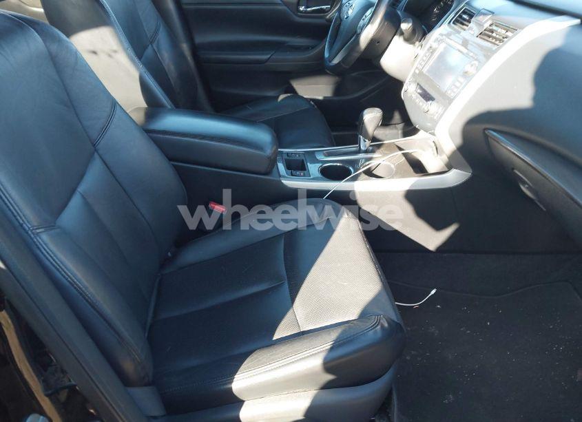 Photo 5 of 2015 Nissan Altima 2.5 SL (VIN 1N4AL3AP0FN399843)