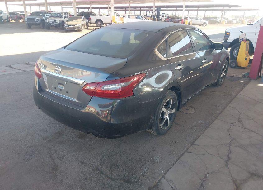 Photo 4 of 2015 Nissan Altima 2.5 S (VIN 1N4AL3AP0FN861317)