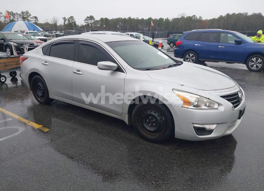 2015 Nissan Altima 2.5 S (VIN 1N4AL3AP0FN862127) main photo
