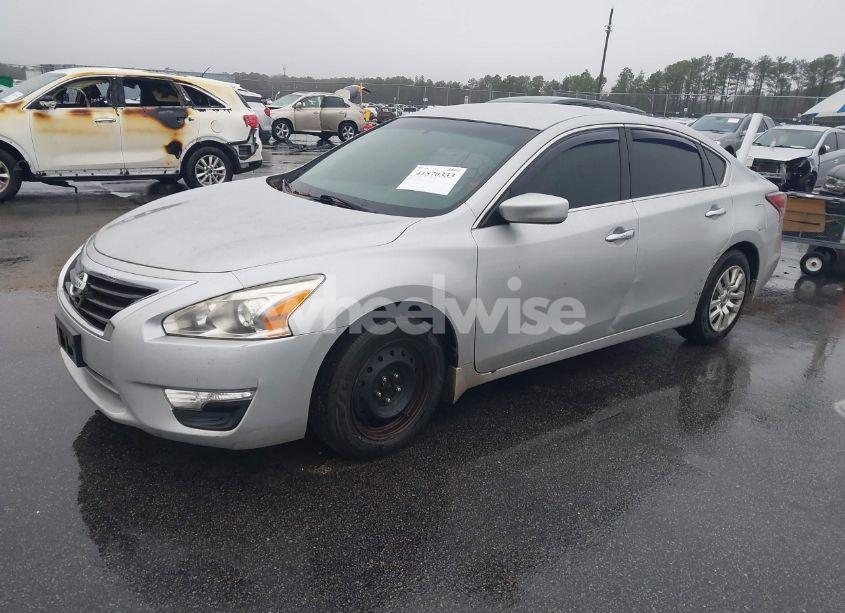 Photo 2 of 2015 Nissan Altima 2.5 S (VIN 1N4AL3AP0FN862127)