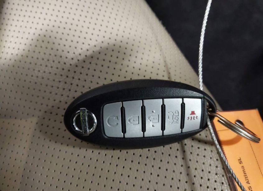 Photo 11 of 2015 Nissan Altima 2.5 SL (VIN 1N4AL3AP0FN868882)