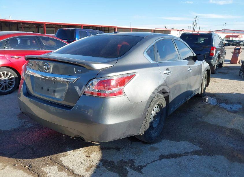 Photo 4 of 2015 Nissan Altima 2.5/2.5 S/2.5 SL/2.5 SV (VIN 1N4AL3AP0FN897671)